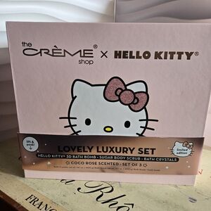 The Creme Shop x Hello Kitty Lovely Luxury Set
